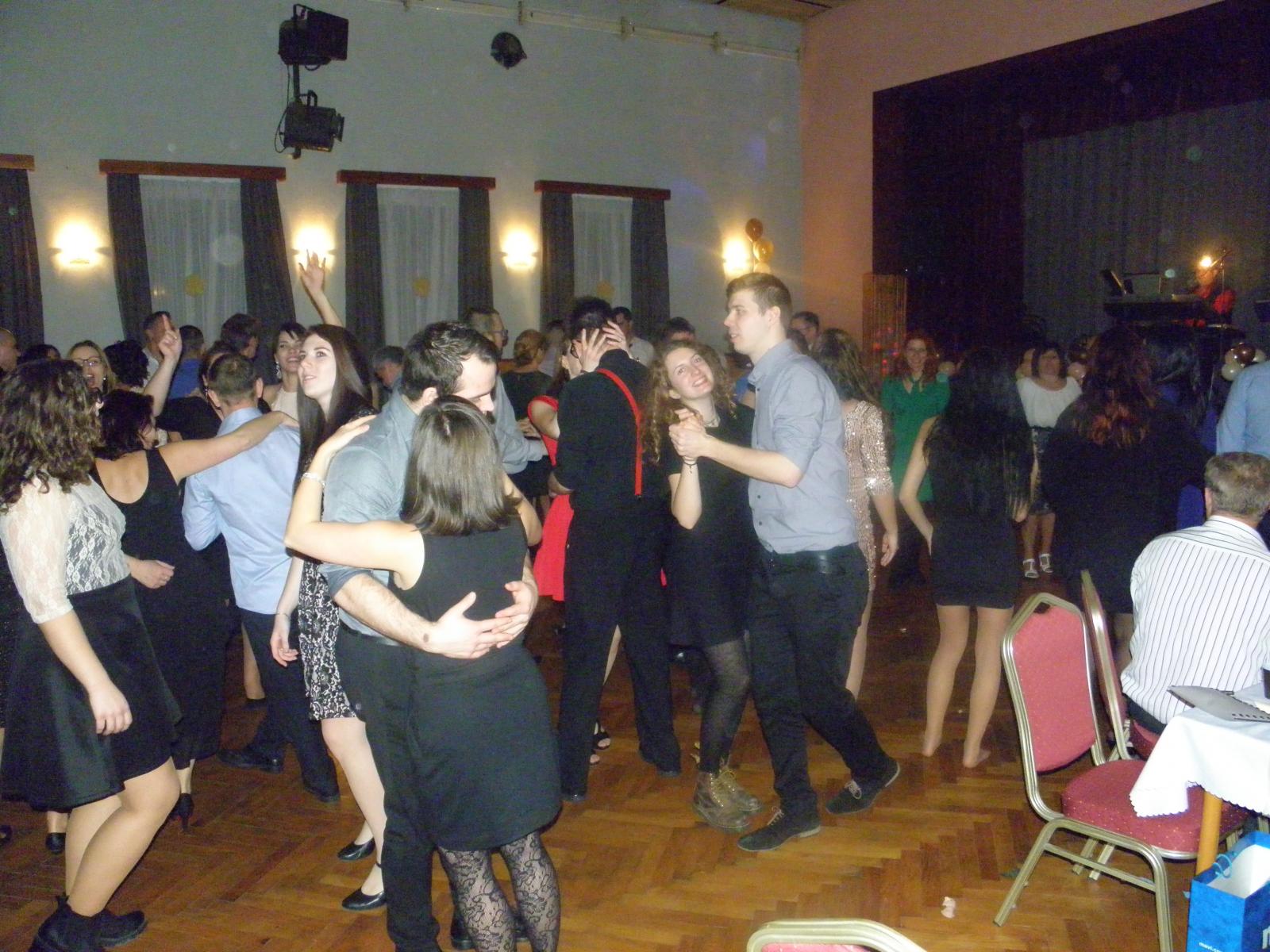 Fotogaléria Batôžkový ples - 10.02.2018 - Batyubál (29) Batôžkový ples - 10.02.2018 - Batyubál